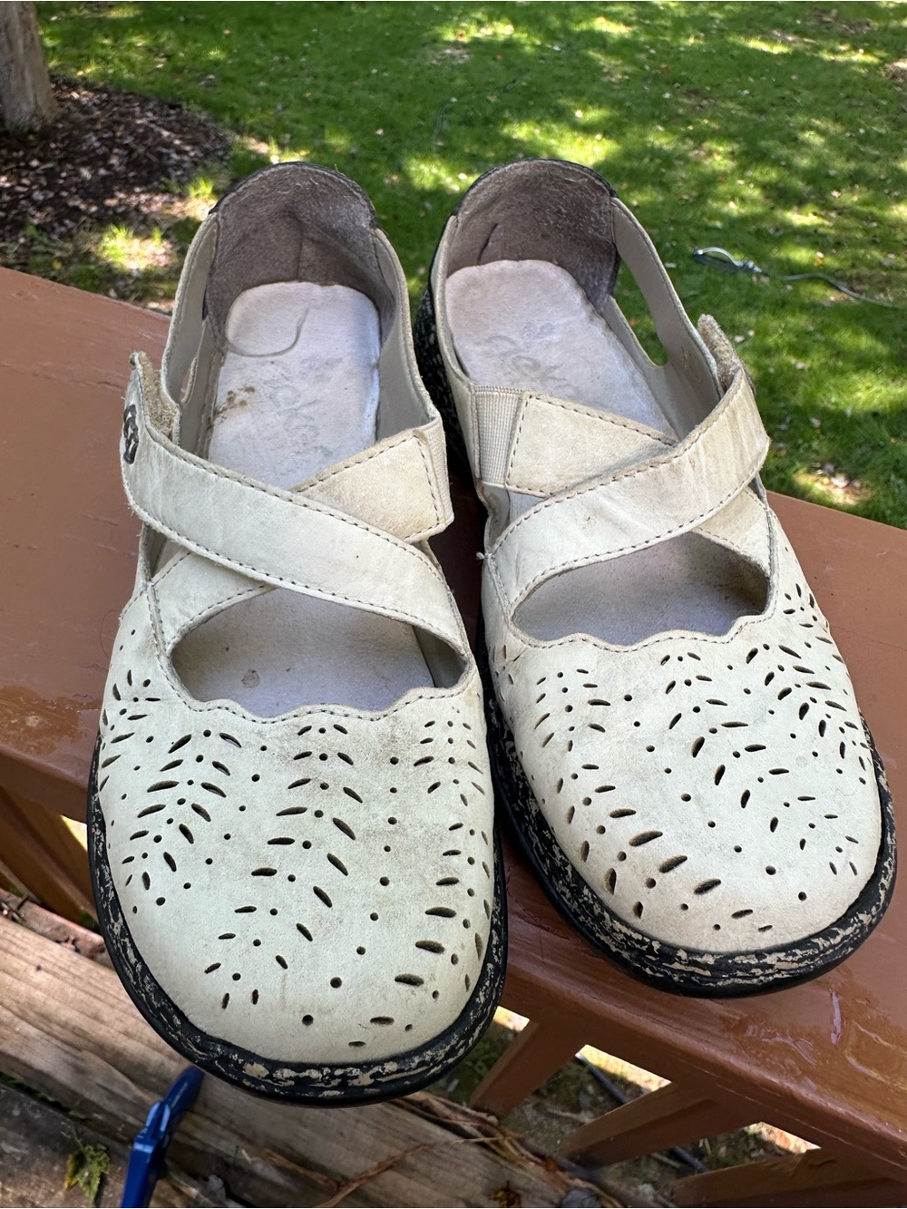 Rieker leather off white Mary Jane shoes
